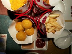 -多嘴超级肉蟹煲(杉杉国潮主题店)