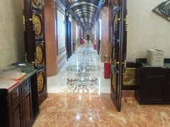 -皇宫大酒店