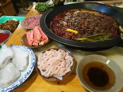 -黄潇洒老火锅(九眼桥宏济巷店)