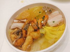 -沪华海鲜大酒楼(南汇店)