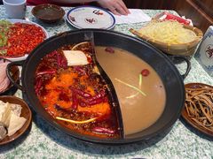 -鸿姐老火锅(花园路店)