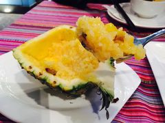 -香巴拉云南餐厅(华莱坞店)