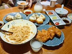 -鑫震源·苏式大虾生煎(山塘街店)