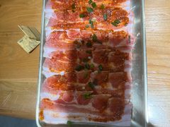 -汉城烤肉·黑金冠(华山路店)