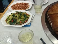 -鲁员外地锅鸡地锅鱼(古墩路店)