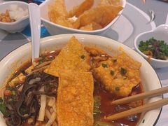 -丽丽三鲜螺蛳粉(田林路店)