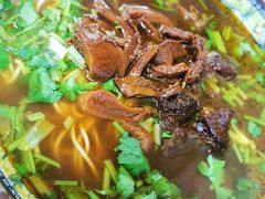 金牌半筋半肉面-旺泉餐饮店·清真牛肉面馆