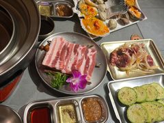 海鲜拼盘-围炉肉舍•炭烤活鳗•丹东海鲜烤肉(步行街店)