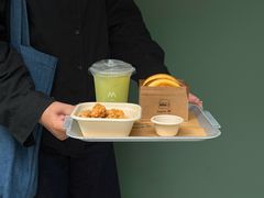 -M Stand(南京新街口金鹰店)