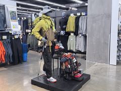 -迪卡侬(大英山店)