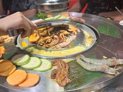 -哈哈碳都·牛肋条无限自助烤肉(台江万达店)
