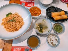 -馋三尺蟹粉小笼(人民广场店)
