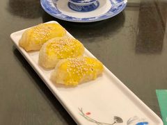 蜜汁叉烧酥-山水茶艺馆·点心粤菜·30年老字号