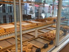 -焙丽拾光(麦凯乐直营店)