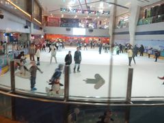 -正佳冰河湾真冰滑冰场