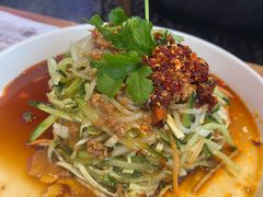 -山河屯铁锅炖·非遗东北菜(南山店)