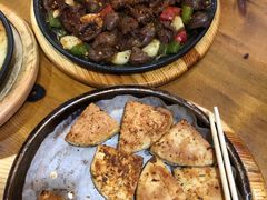 -老东镇啤酒屋海鲜加工·蒸汽海鲜·海鲜烧烤(台东店)