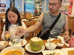-两兄弟Song Pee Nong(2号店)