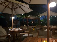 -三亚艾迪逊酒店·海滩烧烤 BARBACOA·现场乐队·浪漫晚餐·烧烤海鲜