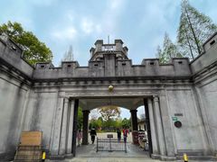 -上海市龙华烈士陵园