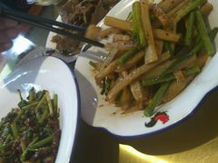 -六合居·明厨亮灶餐厅(成双大道店)