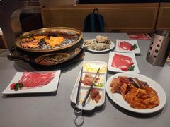 -山焱·炭火自助烤肉(周浦万达店)