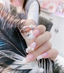 -慕拉美甲美睫皮肤管理