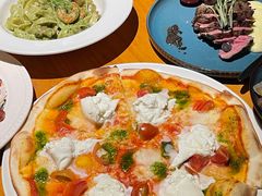 -JINNS锦时 steak&pizza(浸信会礼拜堂旧址店)