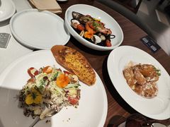 -港丽餐厅(正大店)