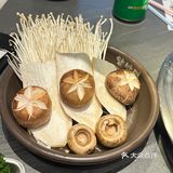 这家店，真的是火到每次去吃都排长队 你知道为什么吗？