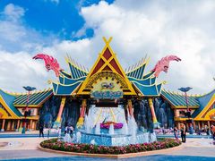 -七彩云南欢乐世界