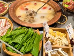 -阿婆情腊排骨火锅·野生菌季(古城旗舰店)