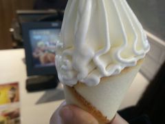 -肯德基(东直门来福士店)