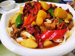 新疆大盘鸡-新疆红柳花餐厅(新洲店)