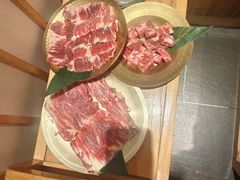 -韩烧牛中牛·甄选黑牛烤肉(黑金店)