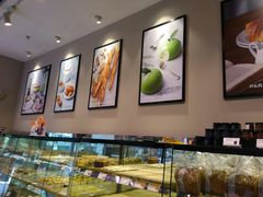 面包甜点陈列柜-巴黎贝甜(万源店)