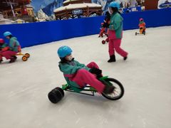 -长沙湘江冰雪世界