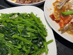 -鑫悦楼煎蟹·16年海鲜大排档