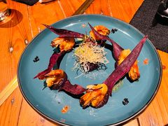 煎虾配紫薯泥薯片及姜味柠檬汁-AZUL by FUEL蓝色·法式酒馆(琶醍店)