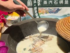 -鲜潭蒸汽石锅鱼(五道口购物中心店)