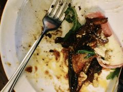 秋刀鱼和土豆塔林配腌渍蔬菜-羽深肉铺 Steak & Wine