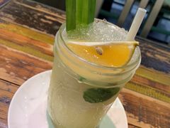 -MIKAKU(万达广场上海宝山店)