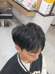 -诗悦发型烫染SALON