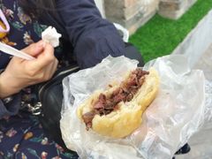 精品驴肉火烧-闫家驴肉老店(华电一校店)