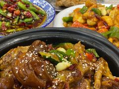 -江城燕子大排档(江汉路步行街店)