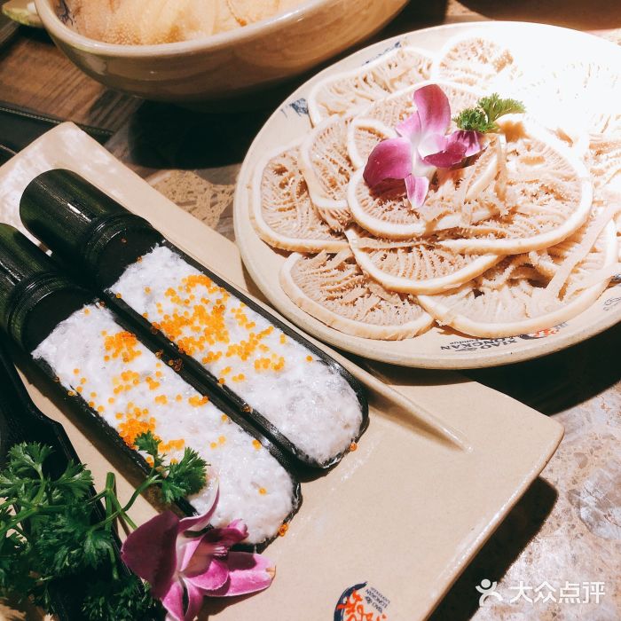 小龙坎老火锅虾滑图片