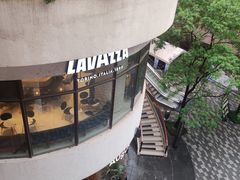 -瑞虹新天地月亮湾