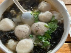 -手劲鱼丸馄饨铺(哈一百店)