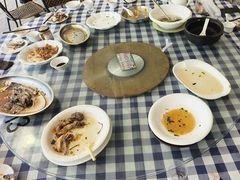 -钱大妈海鲜饭店(保利林语店)