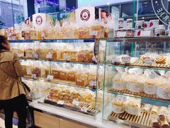 -巴黎贝甜(大宁国际商业广场店)